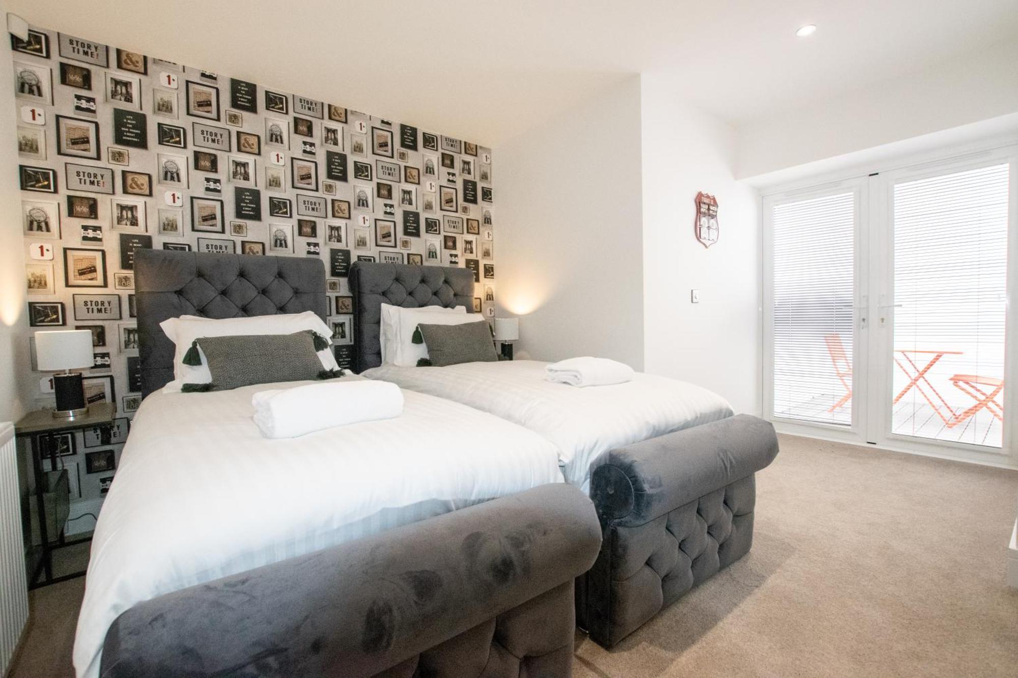 Rowan Tree - Your Apartment Bristol Exterior photo