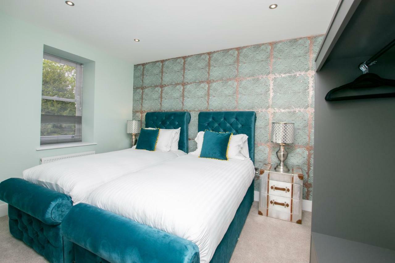 Rowan Tree - Your Apartment Bristol Exterior photo
