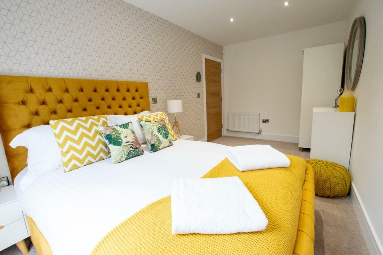 Rowan Tree - Your Apartment Bristol Exterior photo