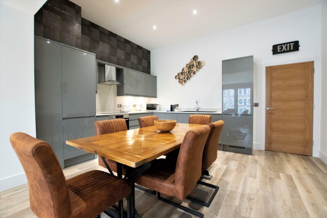 Rowan Tree - Your Apartment Bristol Exterior photo